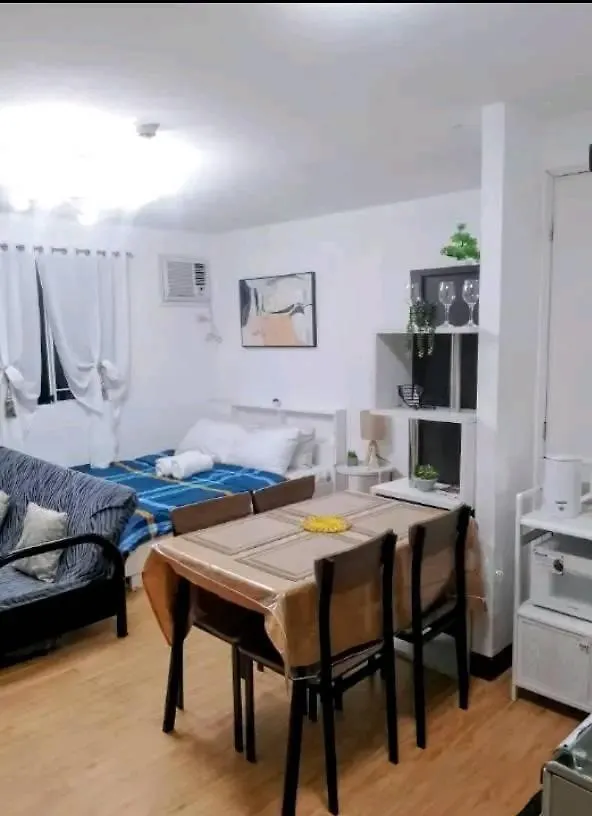 Arezzo Place Condo Davao 0*,  Filipiny