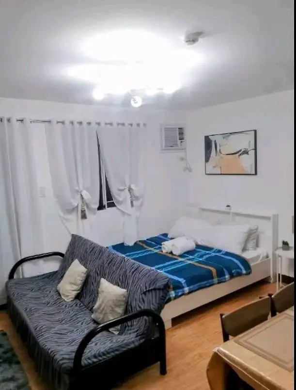 Arezzo Place Condo ダバオ　シティ