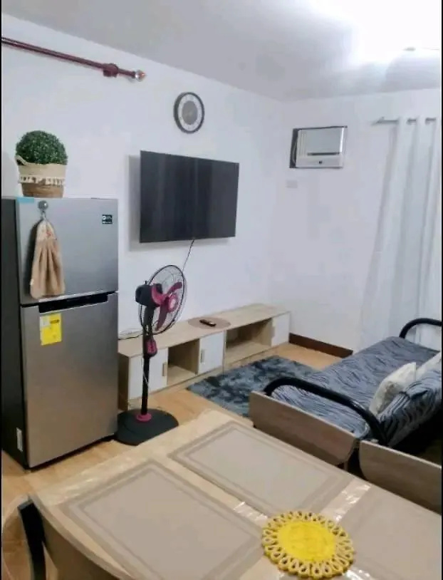 アパート Arezzo Place Condo ダバオ　シティ フィリピン