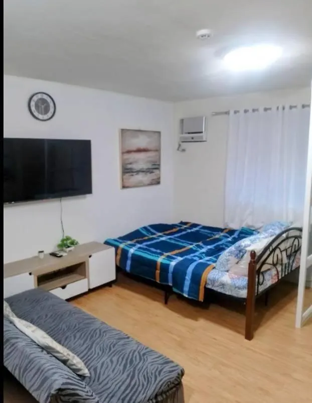 Arezzo Place Condo ダバオ　シティ